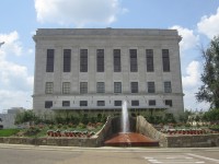 Texarkana federal building, including the post office and courthouse, straddling the Texas-Arkansas state line