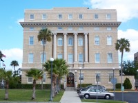 The Old Lake County Courthouse in March 2007