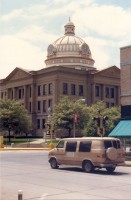 Logan County Courthouse in Lincoln
