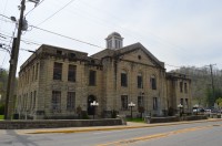 Martin County courthouse in Inez