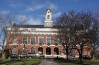 http://dbpedia.org/resource/Needham_Town_Hall_Historic_District