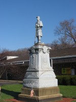 Monument in central Darlington